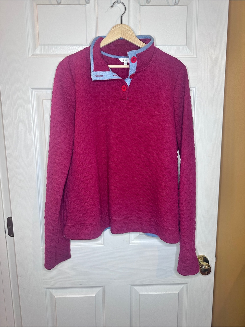 Crown & Ivy Quilted Pullover Sweatshirt Size XL Magenta